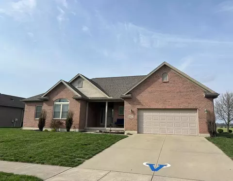 687 Loxley Ln, Troy, OH 45373
