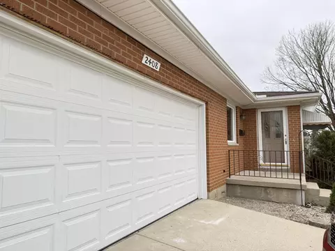 2408 Balsam Dr, Springfield, OH 45503 photo 2