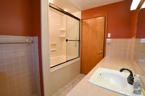 Bath - 600 Ionic Cir, Enon, OH 45323 photo 2 of 2