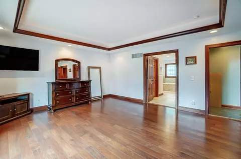 Bedroom - 663 Aberfelda Dr, Springfield, OH 45504 photo 2 of 12