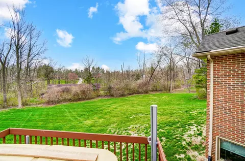 Exterior - 663 Aberfelda Dr, Springfield, OH 45504 photo 9 of 29