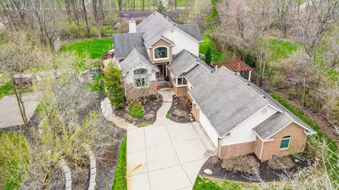 View/Area - 663 Aberfelda Dr, Springfield, OH 45504 photo 2 of 4