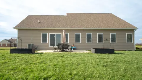 106 Timber Trl, Anna, OH 45302 photo 38