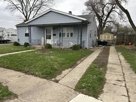 2832 Dorothy Ln, Springfield, OH 45505