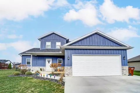 208 Oriole Trl, Lima, OH 45807