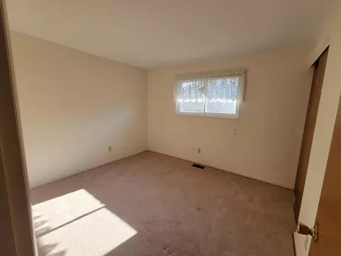 1062 Imperial Blvd, Springfield, OH 45503 photo 12