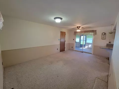 1062 Imperial Blvd, Springfield, OH 45503 photo 6