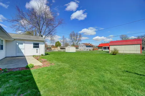 Exterior - 3146 Haverhill St, Springfield, OH 45503 photo 7 of 12