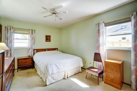 Bedroom - 3146 Haverhill St, Springfield, OH 45503 photo 1 of 7