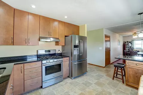Kitchen - 3146 Haverhill St, Springfield, OH 45503 photo 6 of 7