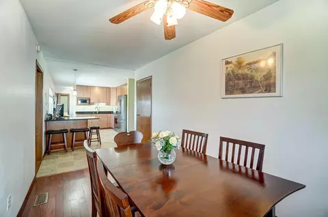Dining - 3146 Haverhill St, Springfield, OH 45503 photo 4 of 4