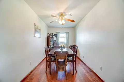 Dining - 3146 Haverhill St, Springfield, OH 45503 photo 2 of 4