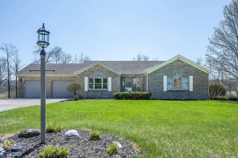 210 Tracemore Ln, West Liberty, OH 43357