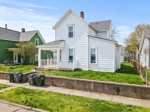 426 S Clay St, Troy, OH 45373