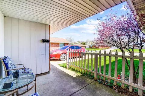 Exterior - 437 Geron Dr, Springfield, OH 45505 photo 4 of 4