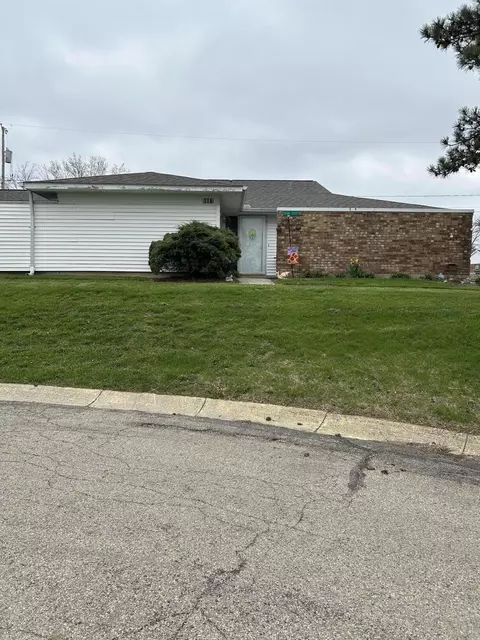 5881 Troy Villa Blvd, Dayton, OH 45424