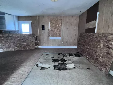 Living - 516 Belleaire Ave, Springfield, OH 45503 photo 7 of 10