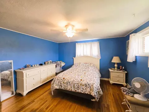Bedroom - 1506 Torrence Dr, Springfield, OH 45503 photo 2 of 9