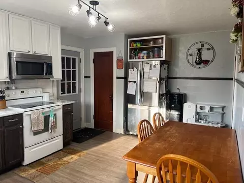 Kitchen - 320 Mulberry Pl, Sidney, OH 45365 photo 2 of 3