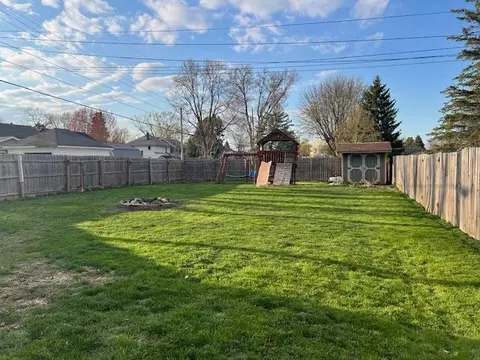 Exterior - 320 Mulberry Pl, Sidney, OH 45365 photo 5 of 5