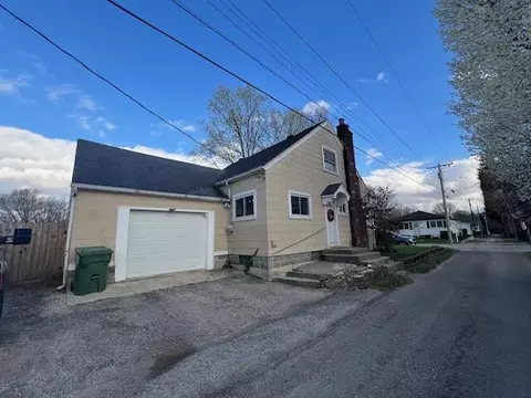 Exterior - 320 Mulberry Pl, Sidney, OH 45365 photo 4 of 5