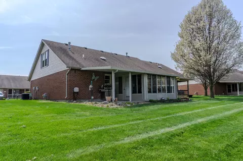 1760 Willow Lakes Dr, Springfield, OH 45502 photo 5