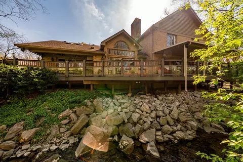 6475 Landsend Ct, Dayton, OH 45414