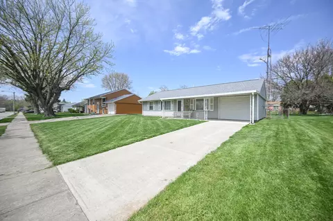142 W Auburn Ave, Springfield, OH 45506 photo 3