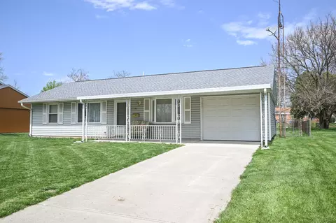 142 W Auburn Ave, Springfield, OH 45506 photo 2