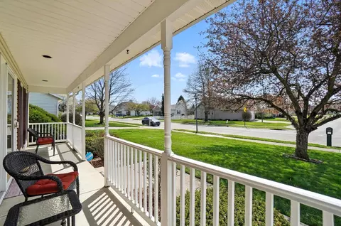 Exterior - 2100 Simon Ct, Springfield, OH 45503 photo 7 of 19