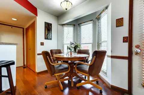 Dining - 2100 Simon Ct, Springfield, OH 45503 photo 2 of 4