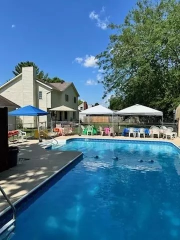 Exterior - 2100 Simon Ct, Springfield, OH 45503 photo 18 of 19