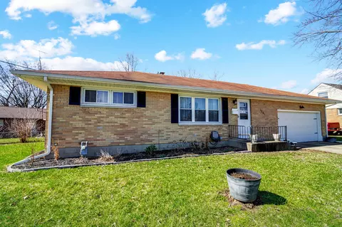 1201 Ferndale Ln, Springfield, OH 45503 photo 2