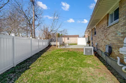 1201 Ferndale Ln, Springfield, OH 45503 photo 22