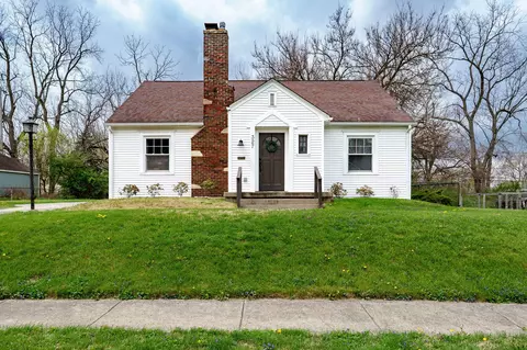 327 W Roseland Ave, Springfield, OH 45503