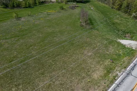 555 Tuttle Rd, Springfield, OH 45503 photo 9