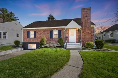 708 W Market St, Troy, OH 45373