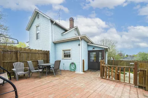 Exterior - 607 E Columbus St, Kenton, OH 43326 photo 5 of 13