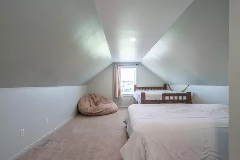 Bedroom - 4100 Joshane St, Springfield, OH 45502 photo 7 of 9