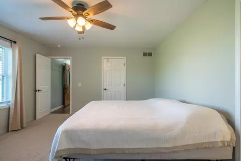 Bedroom - 4100 Joshane St, Springfield, OH 45502 photo 4 of 9