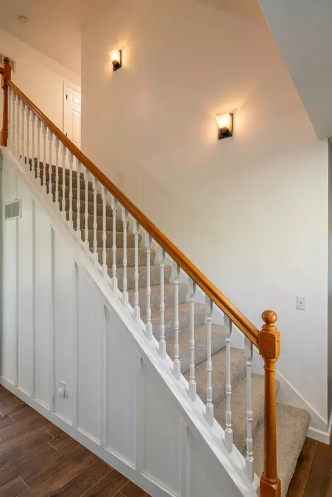Entry Way - 4100 Joshane St, Springfield, OH 45502 photo 3 of 4