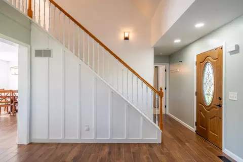 Entry Way - 4100 Joshane St, Springfield, OH 45502 photo 2 of 4