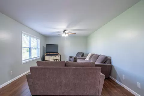 Living - 4100 Joshane St, Springfield, OH 45502 photo 1 of 4