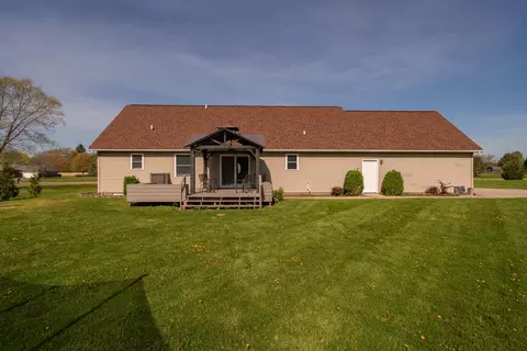 Exterior - 4100 Joshane St, Springfield, OH 45502 photo 6 of 13