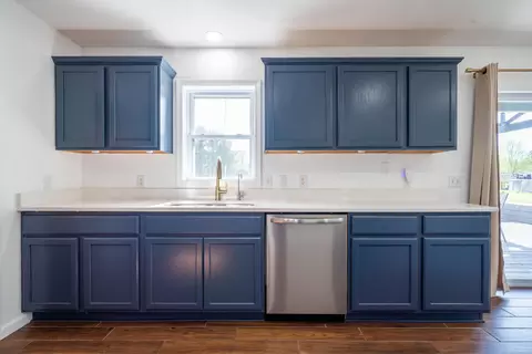 Kitchen - 4100 Joshane St, Springfield, OH 45502 photo 3 of 5