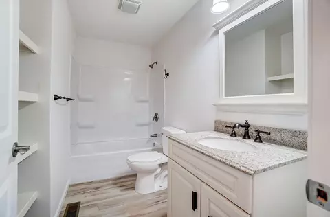 2301 Eaglebrooke Cir, Celina, OH 45822 photo 18