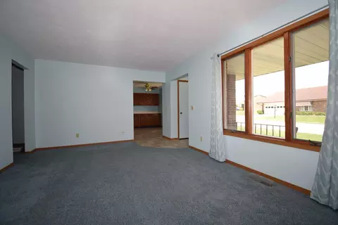 1035 Bradford Dr, Springfield, OH 45503 photo 10