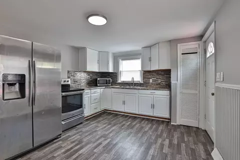 1639 S Burnett Rd, Springfield, OH 45505 photo 7