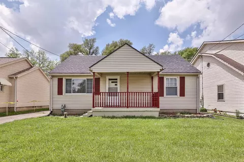 1639 S Burnett Rd, Springfield, OH 45505