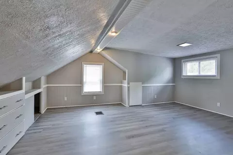 1639 S Burnett Rd, Springfield, OH 45505 photo 11